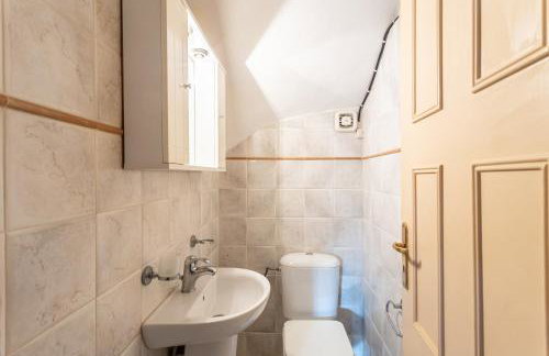 Avia's Seaside Hideaway with Lush Garden - Foto 20