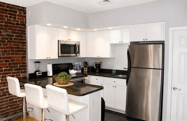 Maverick Suites at 402 Columbus Ave - Foto 54