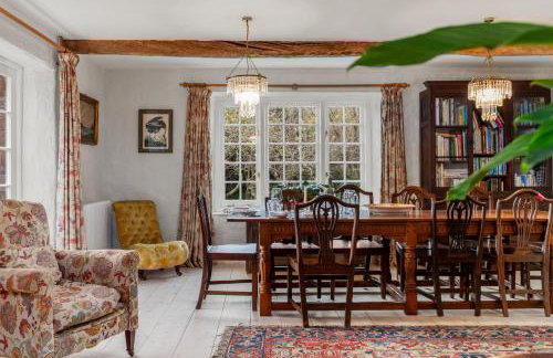 Middlelands - A stunning country house with beautiful gardens in rural Pembrokeshire yet close to coast - Foto 1