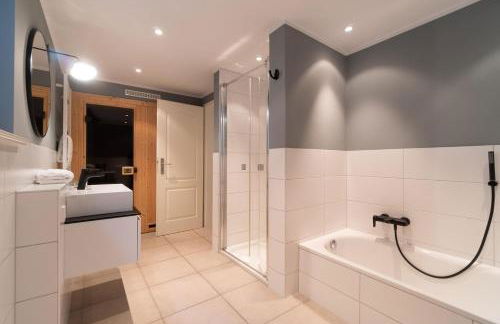 Seesucht-Föhr - Moderne Reet-Haushälfte mit Sauna, Garten & Terrasse nahe Wattenmeer - Photo 19