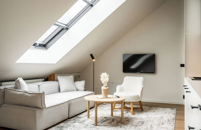 HONEST Karlín - Foto 74