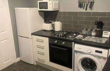 Affordable Luxury 3 Stunning Two Bed Apartment Sunderland close to City centre Hospital Crown Works Studio and Nissan - Foto 33