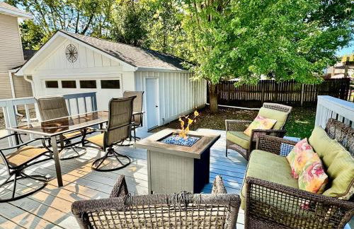 A Calm, Stylish Retreat - Steps to Lake, Downtown, and Surf District - Foto 28