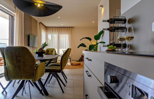 Luxury villa Adris with heated pool, Gym, sauna - Split - Photo 23