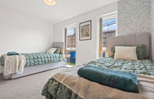 #28 Luxury 5bdr house sleeps 11 Bham CC parking - Foto 2