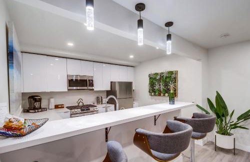 Lux Escape 3 • Views 2 Hot Tubs Games Mini Golf - Photo 46