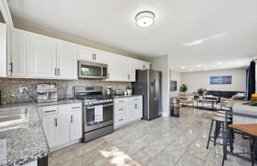 Charming Contemporary Family Home home - Foto 3