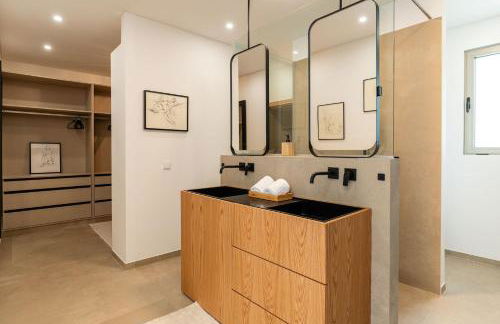 Elysium São Vicente - Designer Villa with Ocean View, Heated Pool, Jacuzzi & Sauna - Foto 12