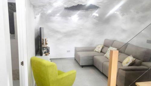 Tufia Cave Beach Home Preciosa casa cueva en frente del oceano - Foto 2