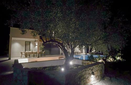 Villa Mourelo luxury villa in chania with private pool jacuzzi - Foto 76