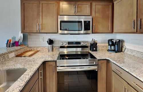 Love & Memories - Photo 20