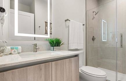 Upstay Pristine 3BR Home with Private Pool & BBQ - Foto 25