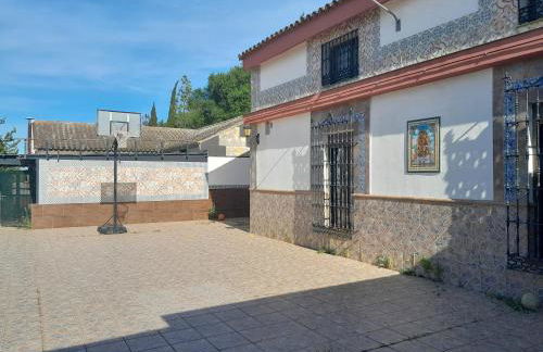 Spacious Garden Villa, private pool, huge grounds with orange trees - Foto 25