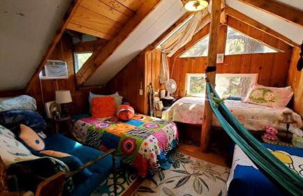 Magical Tree House Rental Nestled in the Woods on Farm Retreat near St. Louis, Missouri - Foto 54