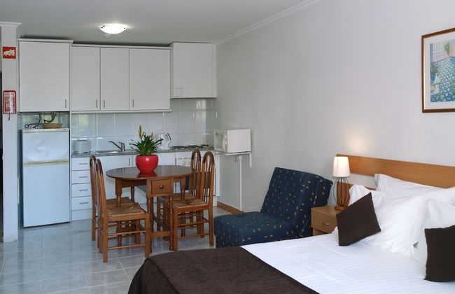 Apartamentos Jardins da Rocha - Foto 8