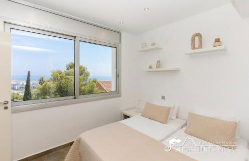 Cool & Modern Villa Giovanna with Air Conditioning, Private Pool & Sea Views - Foto 35