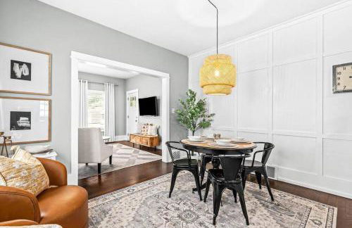 Fresh, Contemporary 2BR Home in Downtown Royal Oak - Photo 25