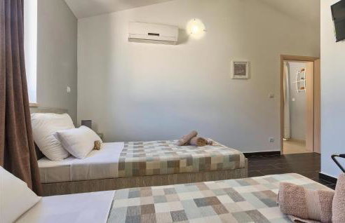 Amazing Home In Naselje Muzini - Foto 26