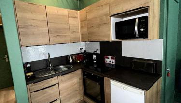 Le Pré Carré Studio premium, ski easy et centre St Lary - Foto 3, stove