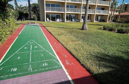 Sunset and Beach view apartment 402 - Photo 16