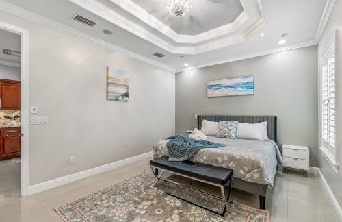 3br,3ba home near Downtown and Airport, Walk to the Stadium - Foto 17