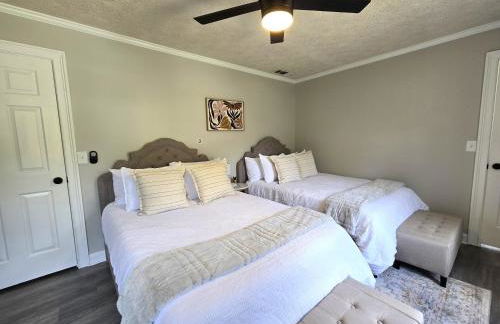 Cozy 5BR Family Retreat Firepit Games Patio - Foto 44