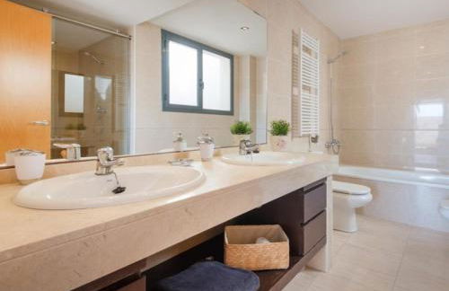 Villa Déjà Vu with stunning sea views - Photo 53