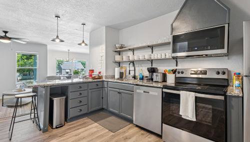 6BR Home Kitchen Laundry Sleeps 12 #60 - Foto 3, stove, dishwasher, toaster