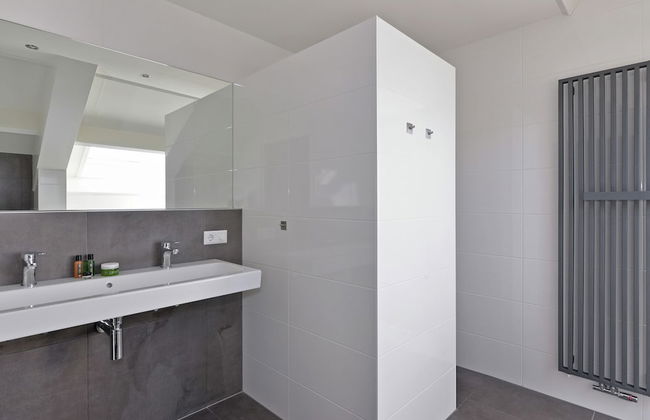 Waterfront Penthouse With Roof Terrace and Private Jetty - Foto 52