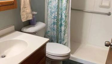 Quiet home three bedroom home in peaceful neighborhood - Foto 4