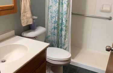 Quiet home three bedroom home in peaceful neighborhood - Foto 4