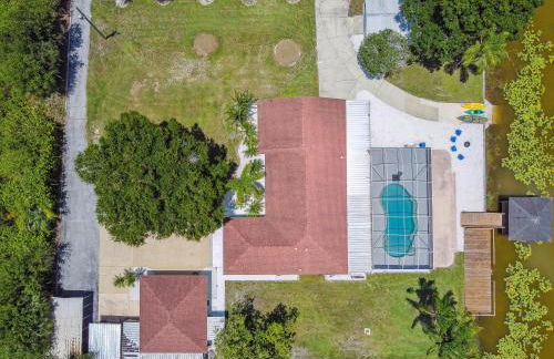 Lake House Westchase area. Heated Pool Waterfront! - Foto 65