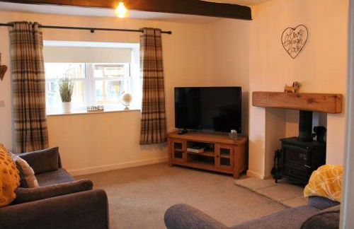 Bumblebee Cottage nestled in stunning countryside. - Foto 4