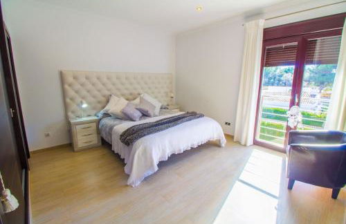 Soleado chalet con Piscina, WIFI y A/C - Photo 15