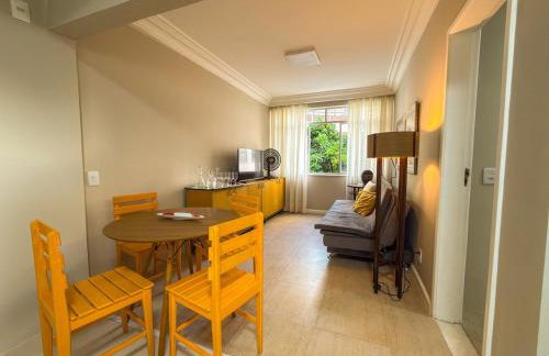 Apartamento em Ondina, 2 quartos, sendo um suíte a 4 min do circuito Barra Ondina do Carnaval - Foto 2