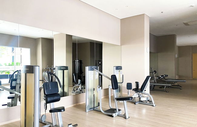 Cozy And Modern Look 1Br Apartment Vasanta Innopark By Travelio - Foto 16