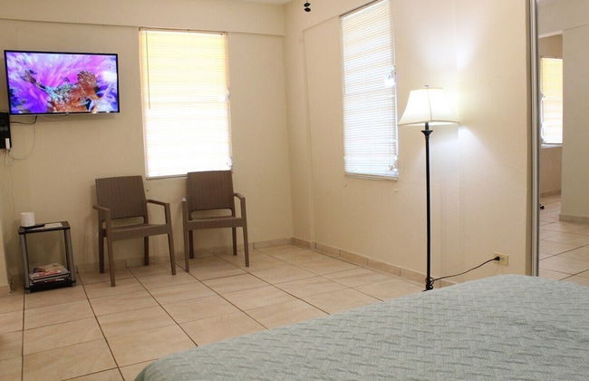 Beachfront Studios - Photo 6