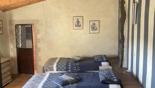 6 Bed House Sleeps 12 - Pool Hot Tub Fireplace - Foto 5