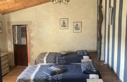 6 Bed House Sleeps 12 - Pool Hot Tub Fireplace - Foto 5