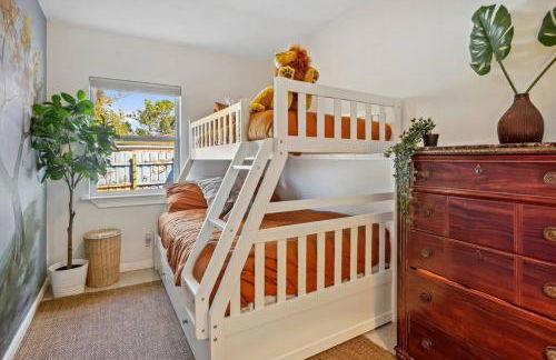 Beach House/KING BD/Hot Tub/Pool/Fire Pit/Gym/Golf - Foto 15