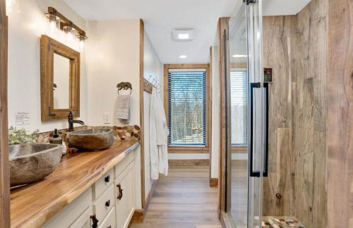 The Mighty Sycamore Treehouse at Treetop Escapes - Foto 27