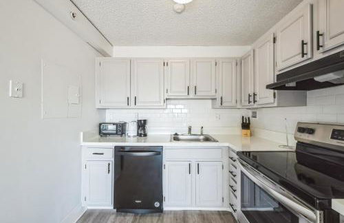 Legacy at Imperial Village 516 I 2 Bed 2 Bath - Foto 3