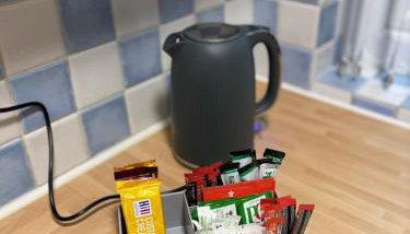 Cosy 2-bed NR New Cross Hospital - Foto 5