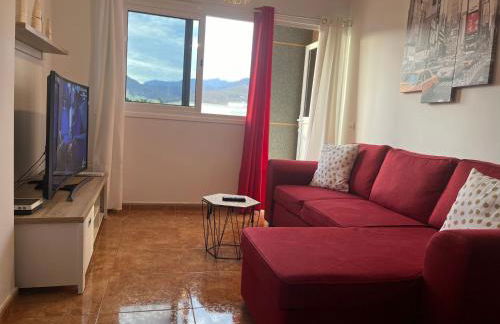 Melo Home Vecindario-Near AirPort-Elevator-Garage - Foto 25