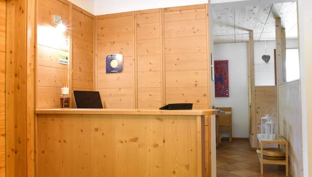 Check-in-/Check-out-Schalter