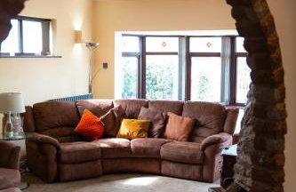 Dog-Friendly Country Home, Woodburner, Private Fields & Hot Tub! - Photo 75