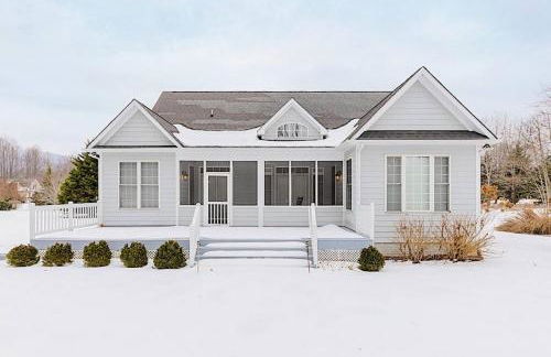 Stoney Creek Cottage Wintergreen w EV Charger - Foto 24