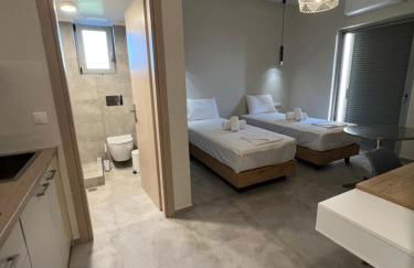 Mangata Seaside Hotel - Photo 16