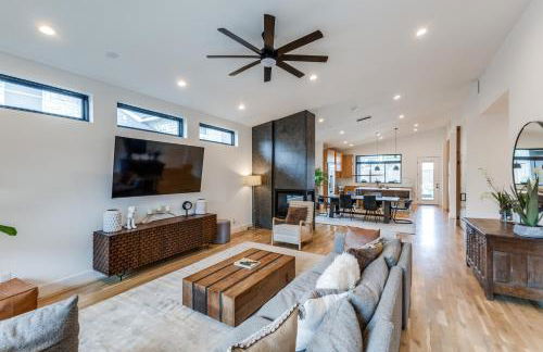 Mod Squad - Photo 12