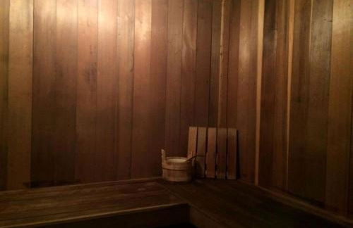 Spacious Mountain Cabin with a Sauna and Ski Trails in Jamaica, Vermont - Foto 11